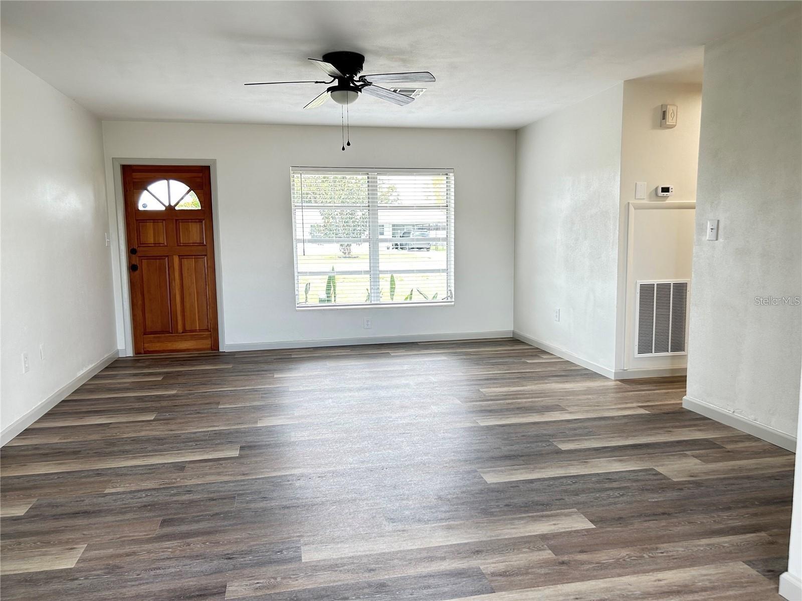 CROOKED LAKE PARK TR 04 - Residential