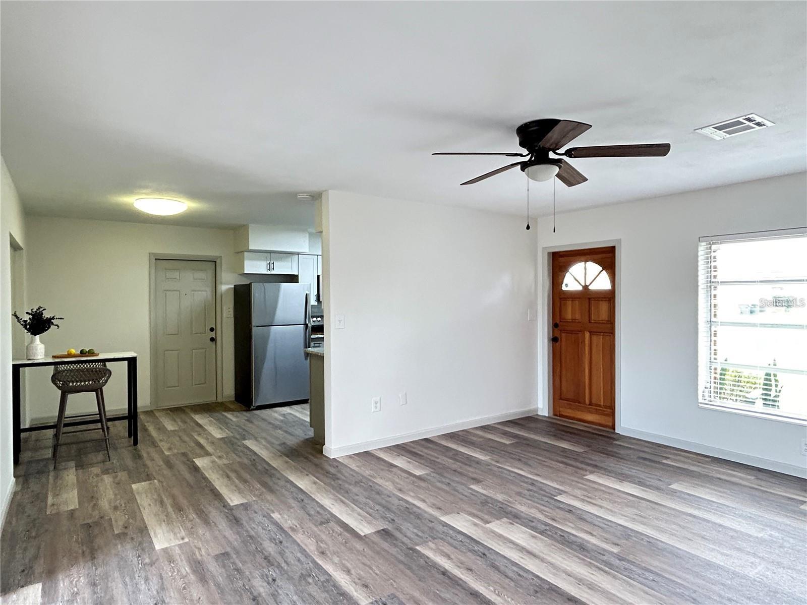 CROOKED LAKE PARK TR 04 - Residential