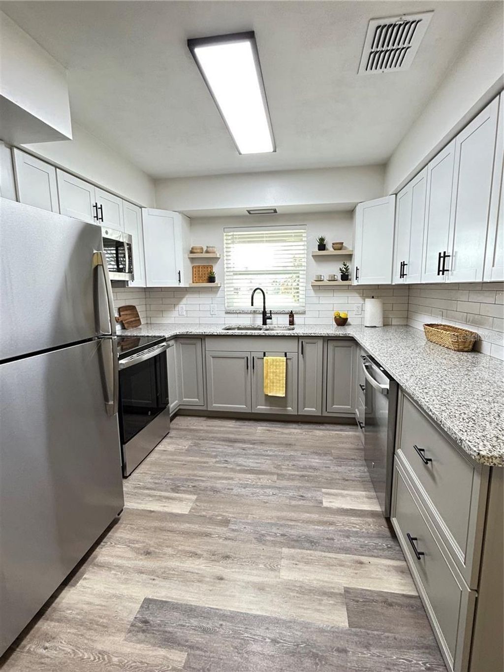 Photo of 4909 Fleetwood Street, Lake Wales, FL 33859 (MLS # L4960140)