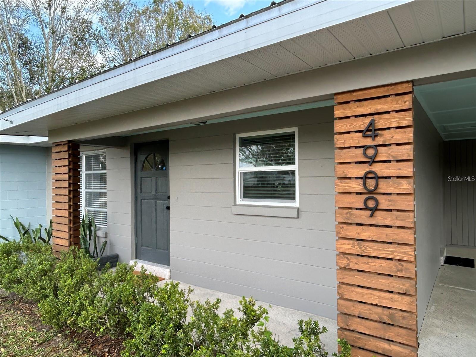 CROOKED LAKE PARK TR 04 - Residential