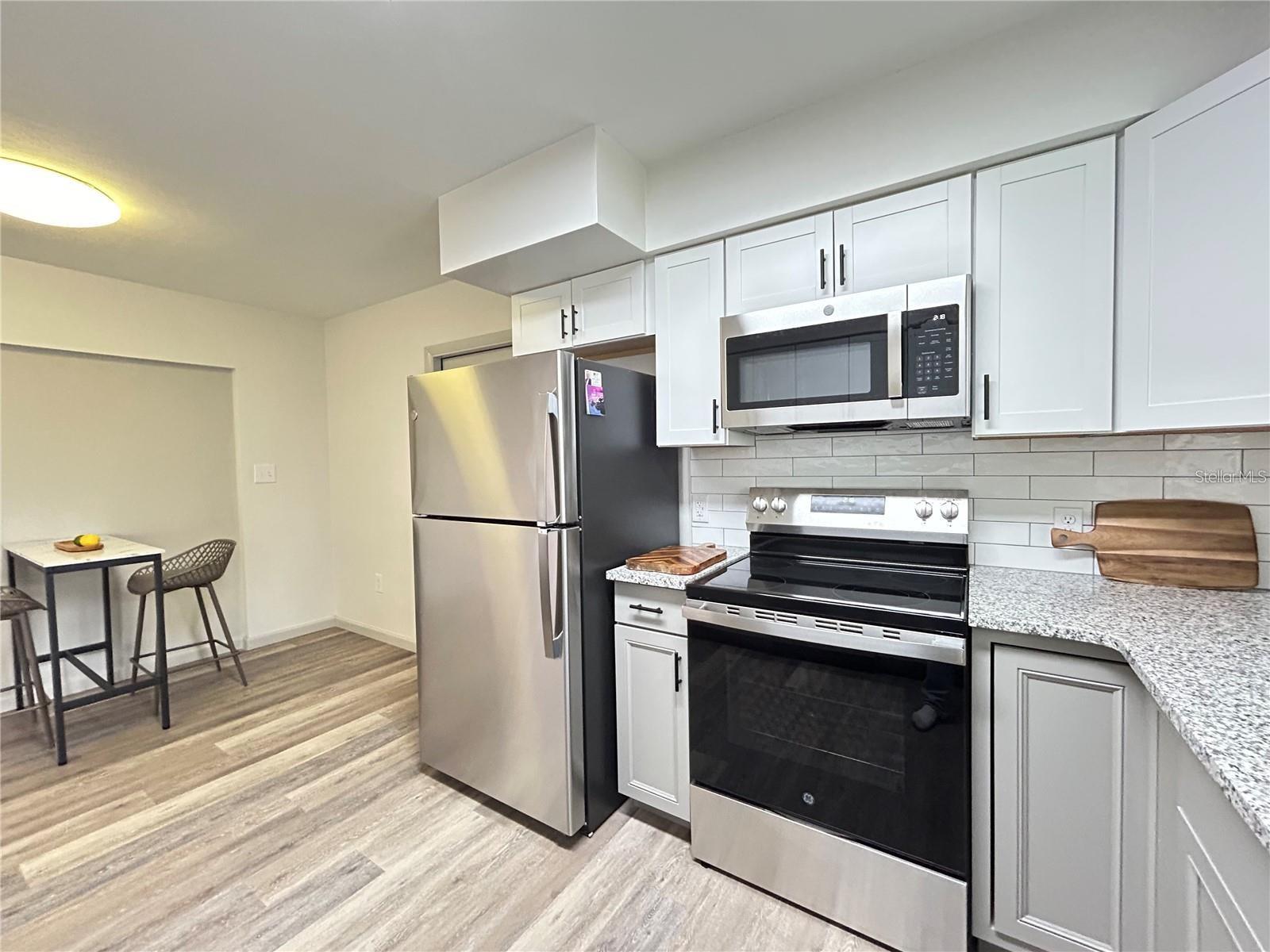 CROOKED LAKE PARK TR 04 - Residential