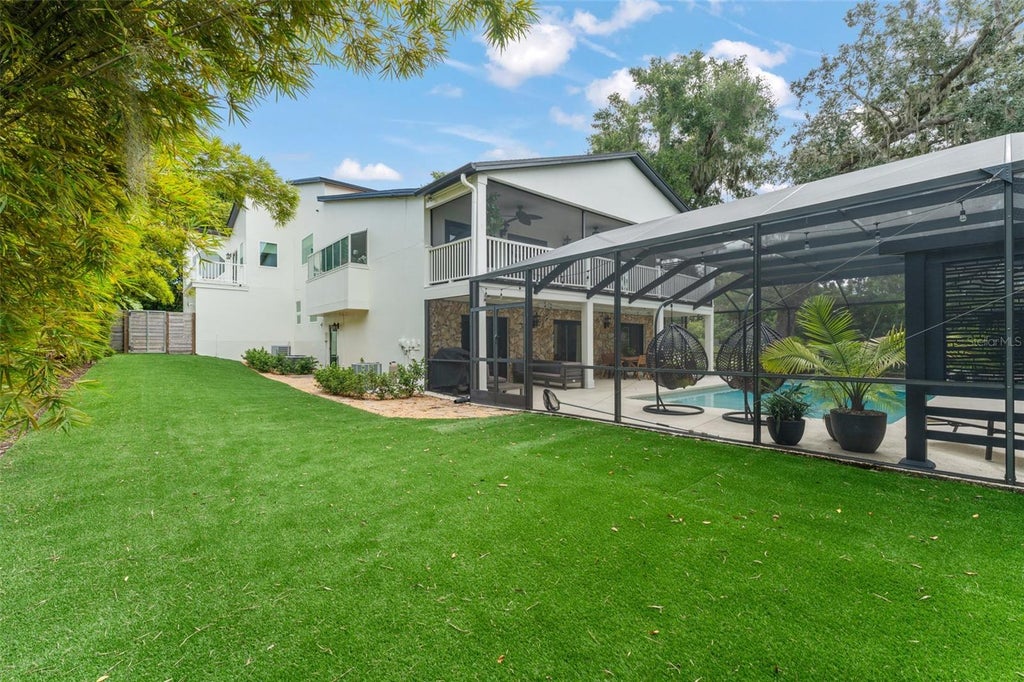 Photo of 101 Lee Street, Windermere, FL 34786 (MLS # O6437573)