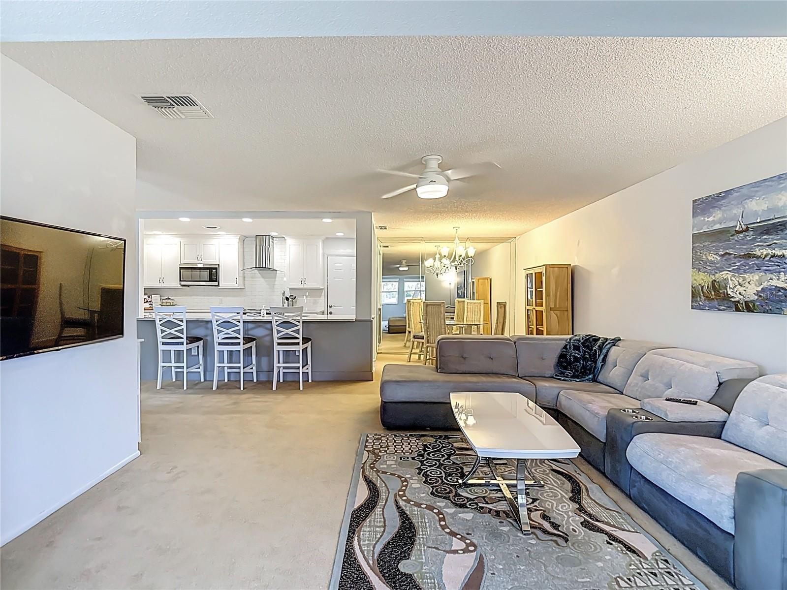 DOLLAR LAKE VILLAGE CONDO 02 - Residential