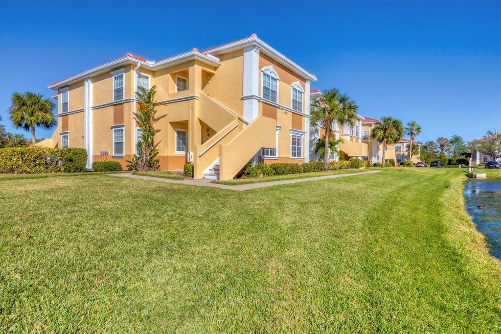 Photo of 2950 Viscaya Place #108, Sarasota, FL 34237 (MLS # A4682772)