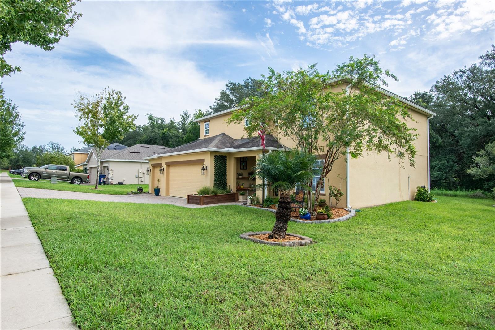 110 ISLABELLA WAY