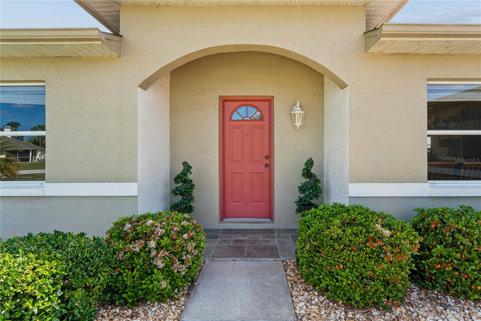 5122 QUINTILIS STREET