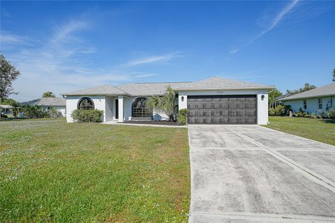 A home in PUNTA GORDA