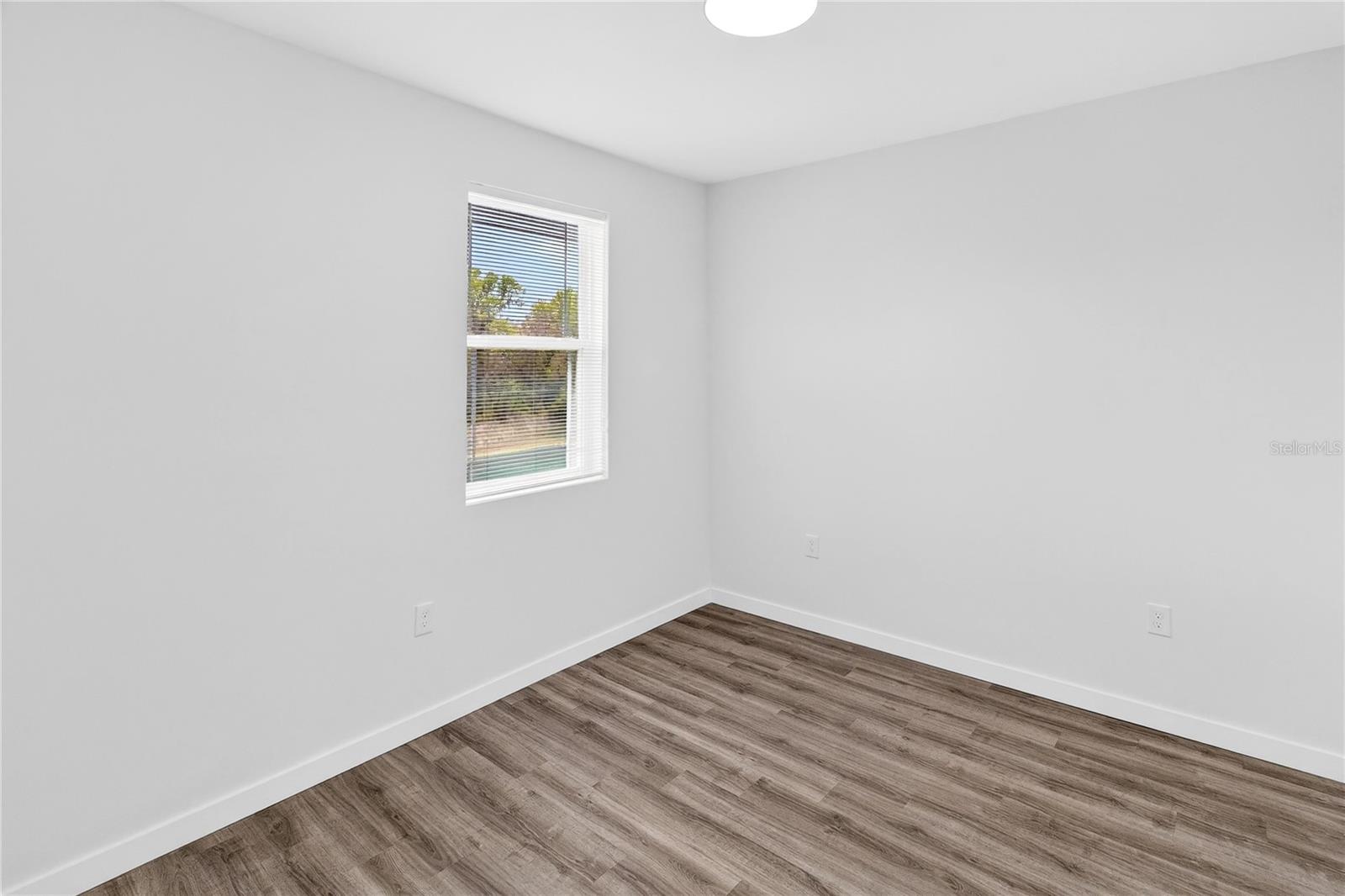 EAGLE TRACE TOWNHOMES CONDO - Residential Lease