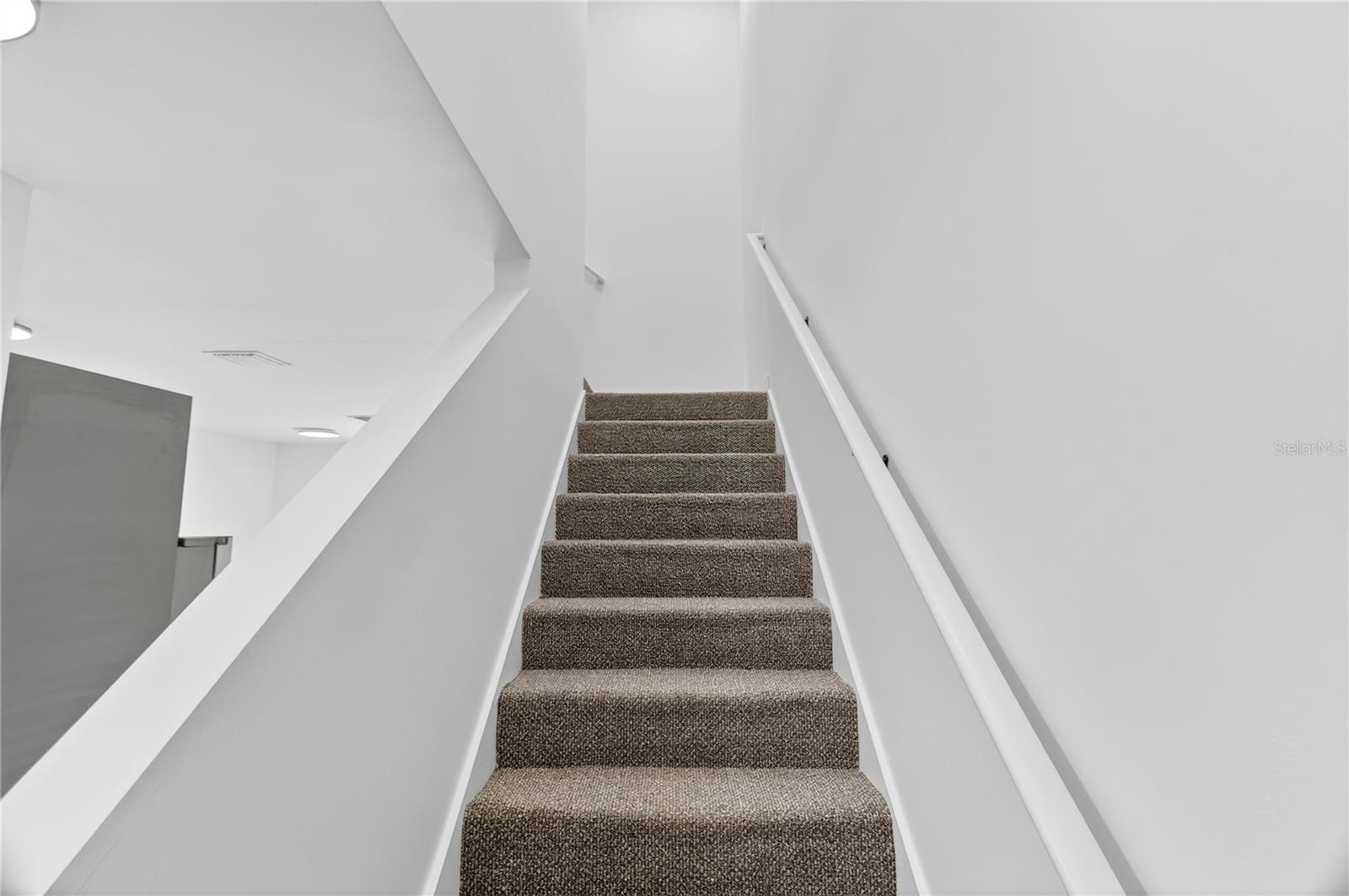 EAGLE TRACE TOWNHOMES CONDO - Residential Lease