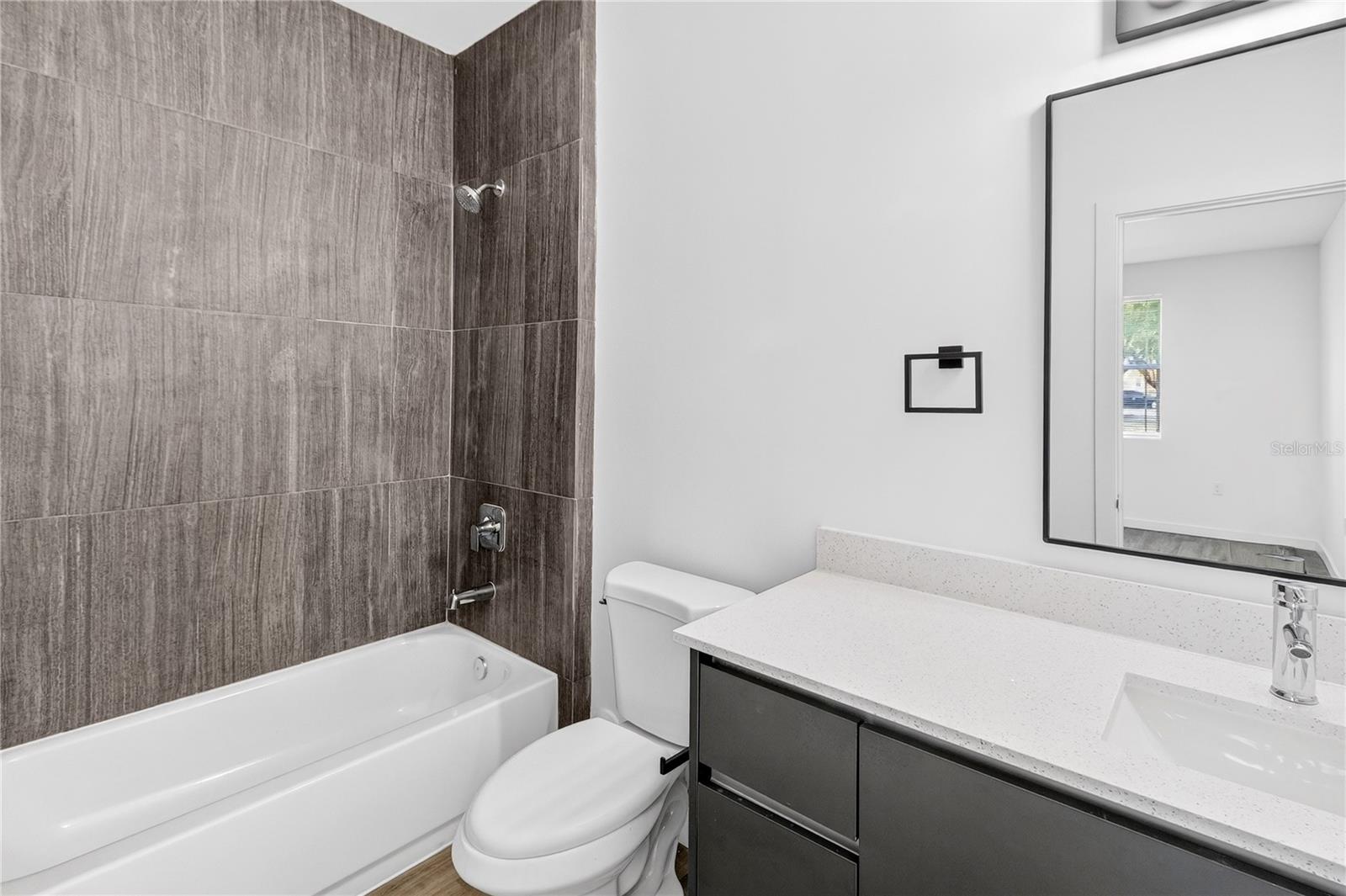 EAGLE TRACE TOWNHOMES CONDO - Residential Lease