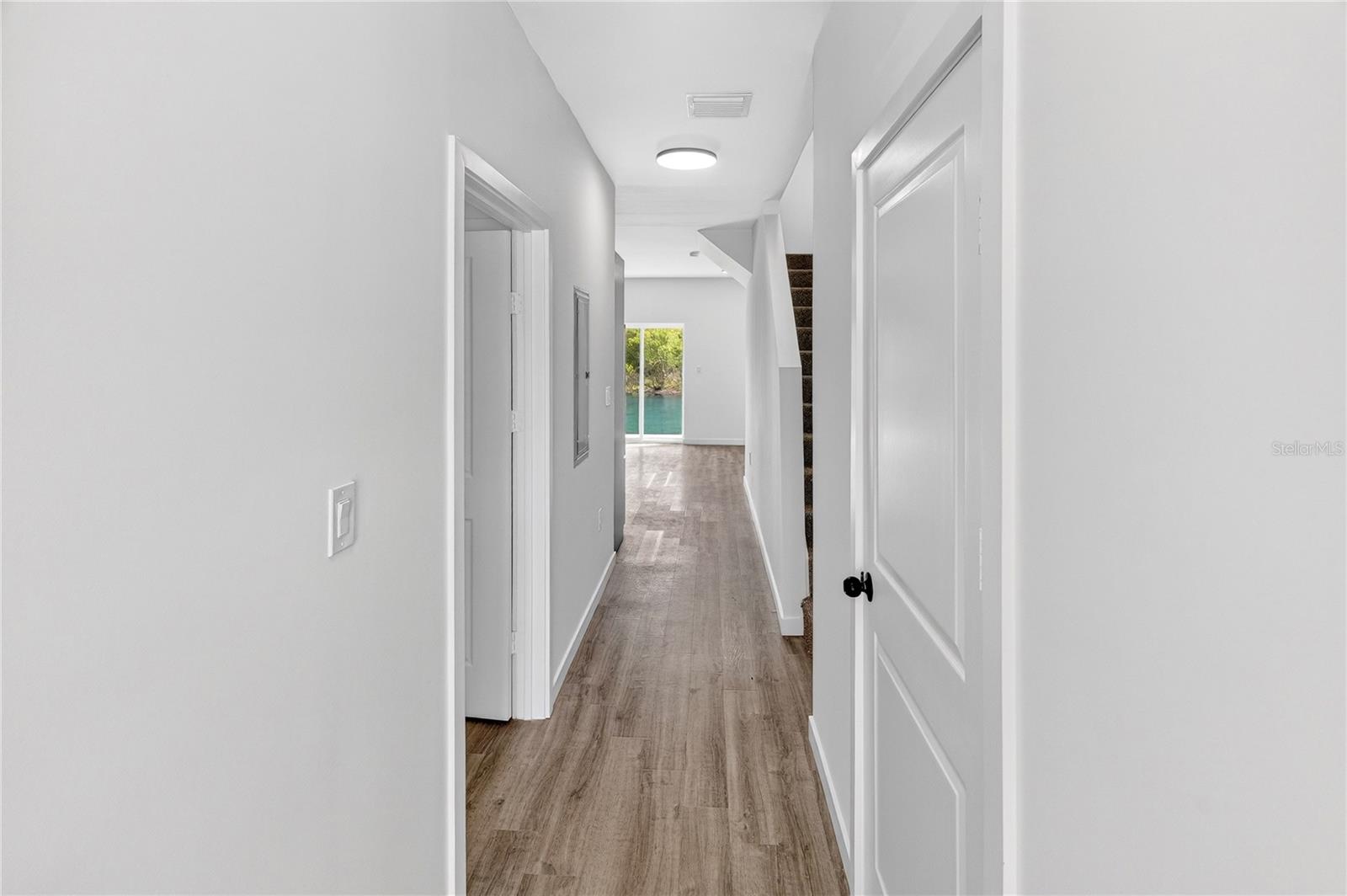 EAGLE TRACE TOWNHOMES CONDO - Residential Lease