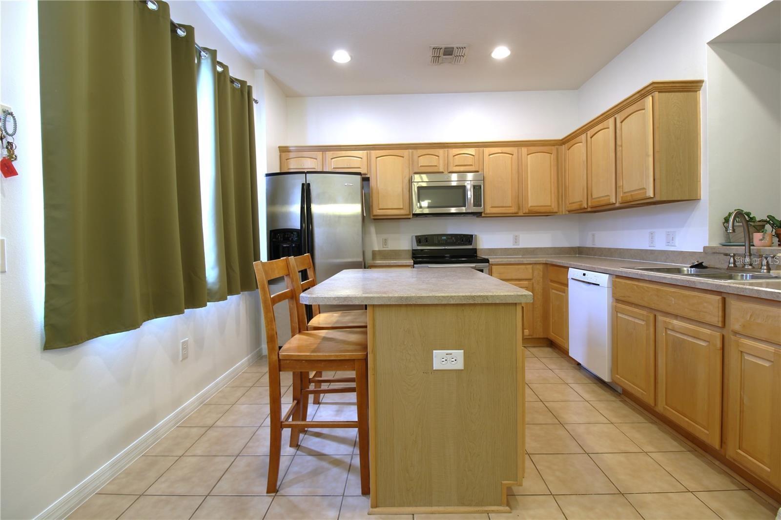 LAKE BURDEN SOUTH PH I - Residential Lease