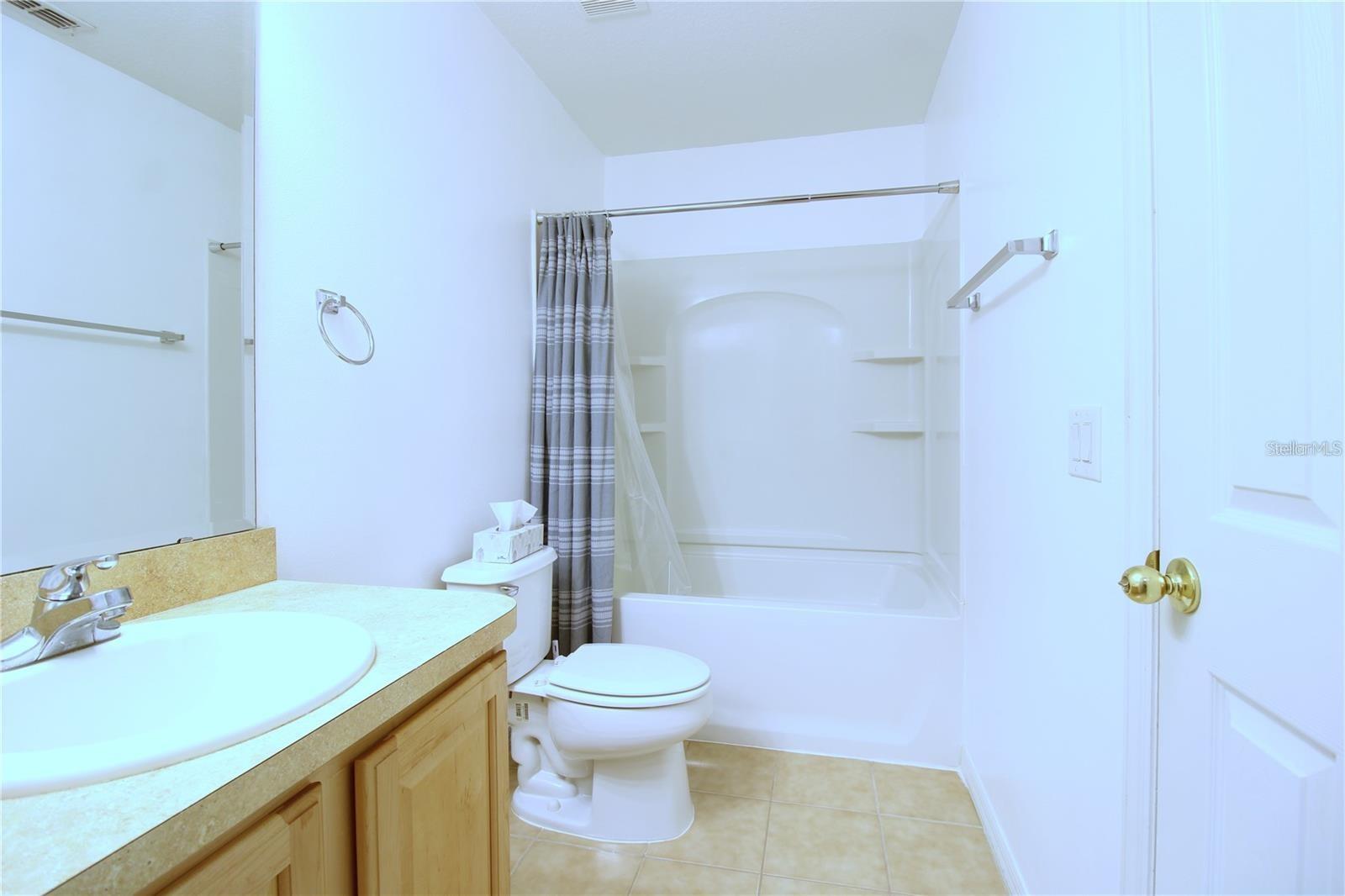 LAKE BURDEN SOUTH PH I - Residential Lease