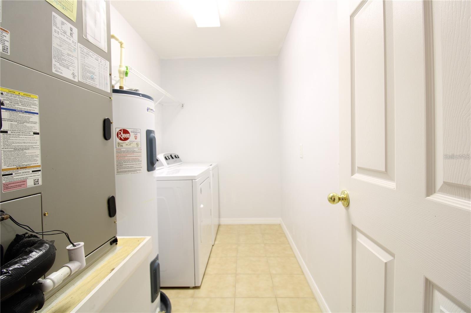 LAKE BURDEN SOUTH PH I - Residential Lease