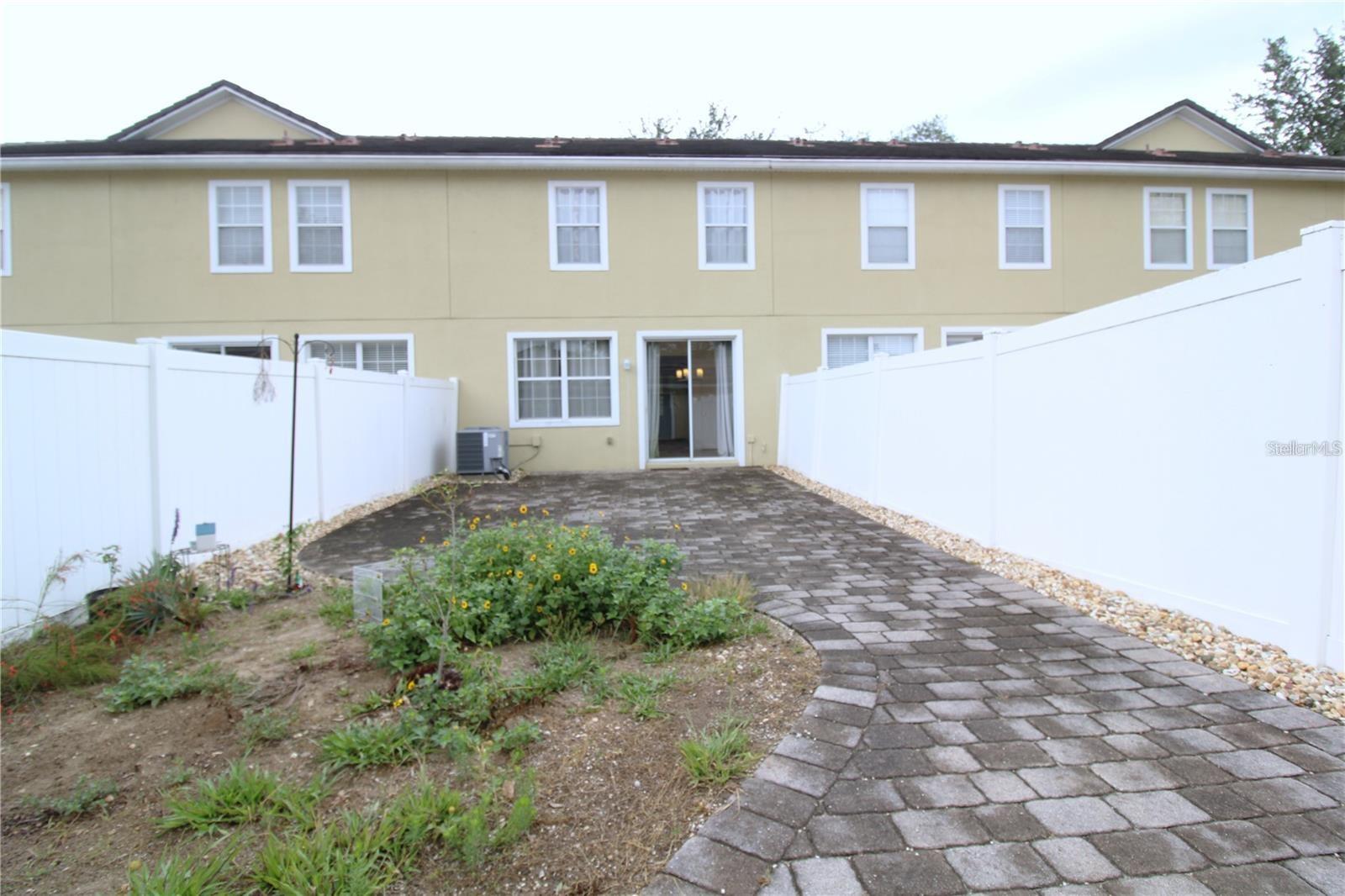 LAKE BURDEN SOUTH PH I - Residential Lease