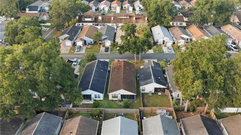 Tiny photo for 3925 NE 22nd Street, Ocala, FL 34470 (MLS # OM727669)