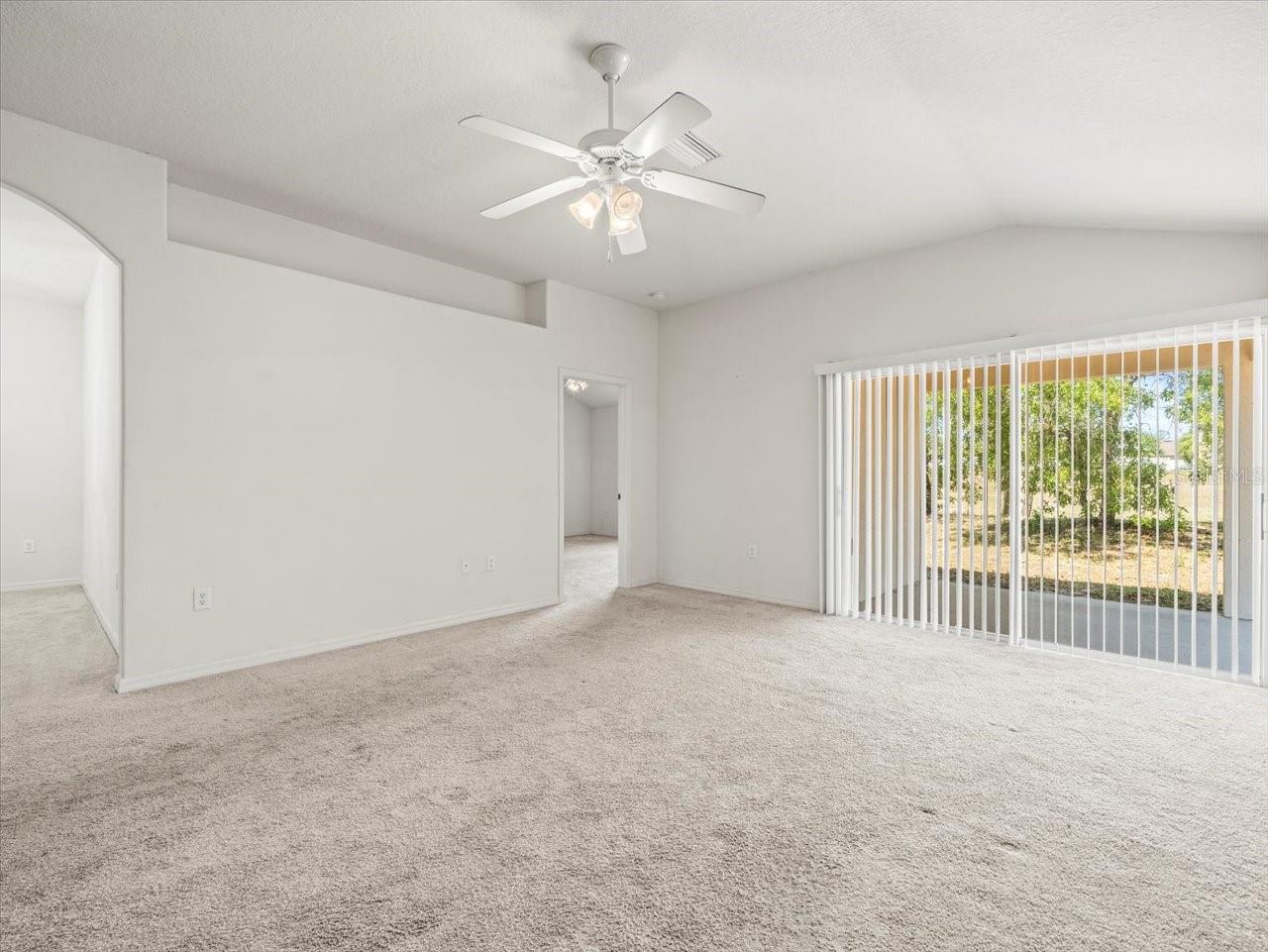 3885 CROSSLINE DRIVE