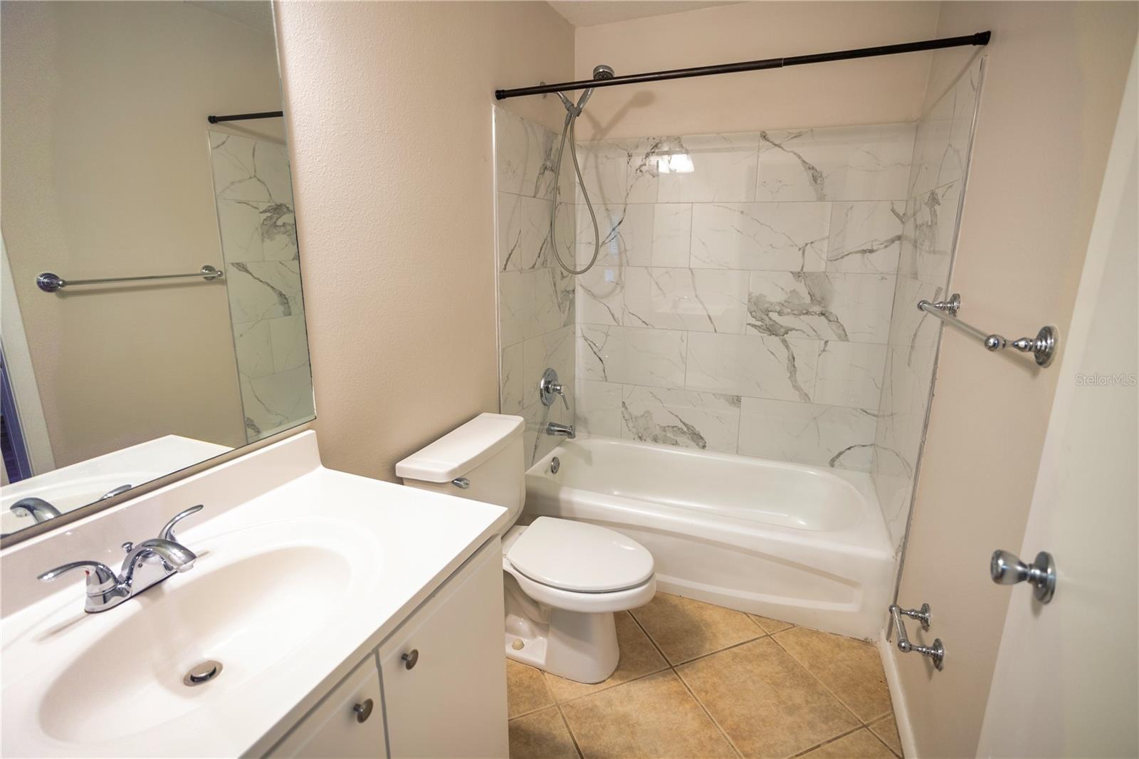 CAMDEN OAKS REP - Residential