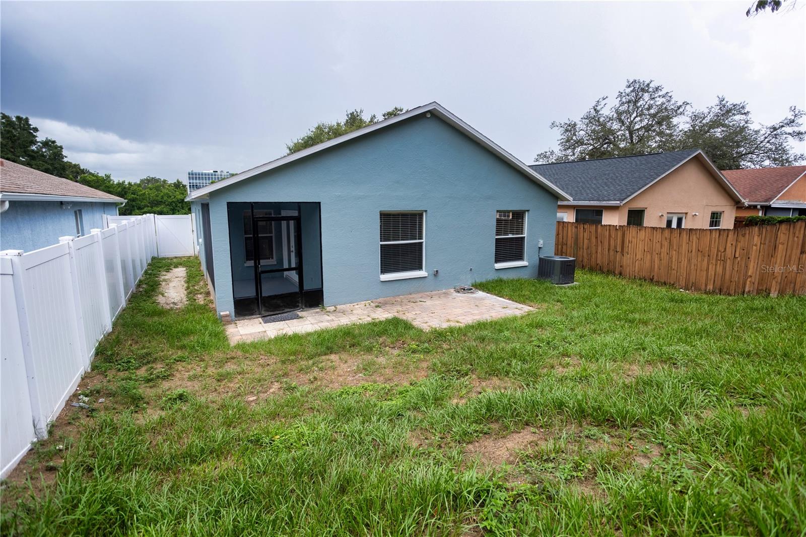 CAMDEN OAKS REP - Residential