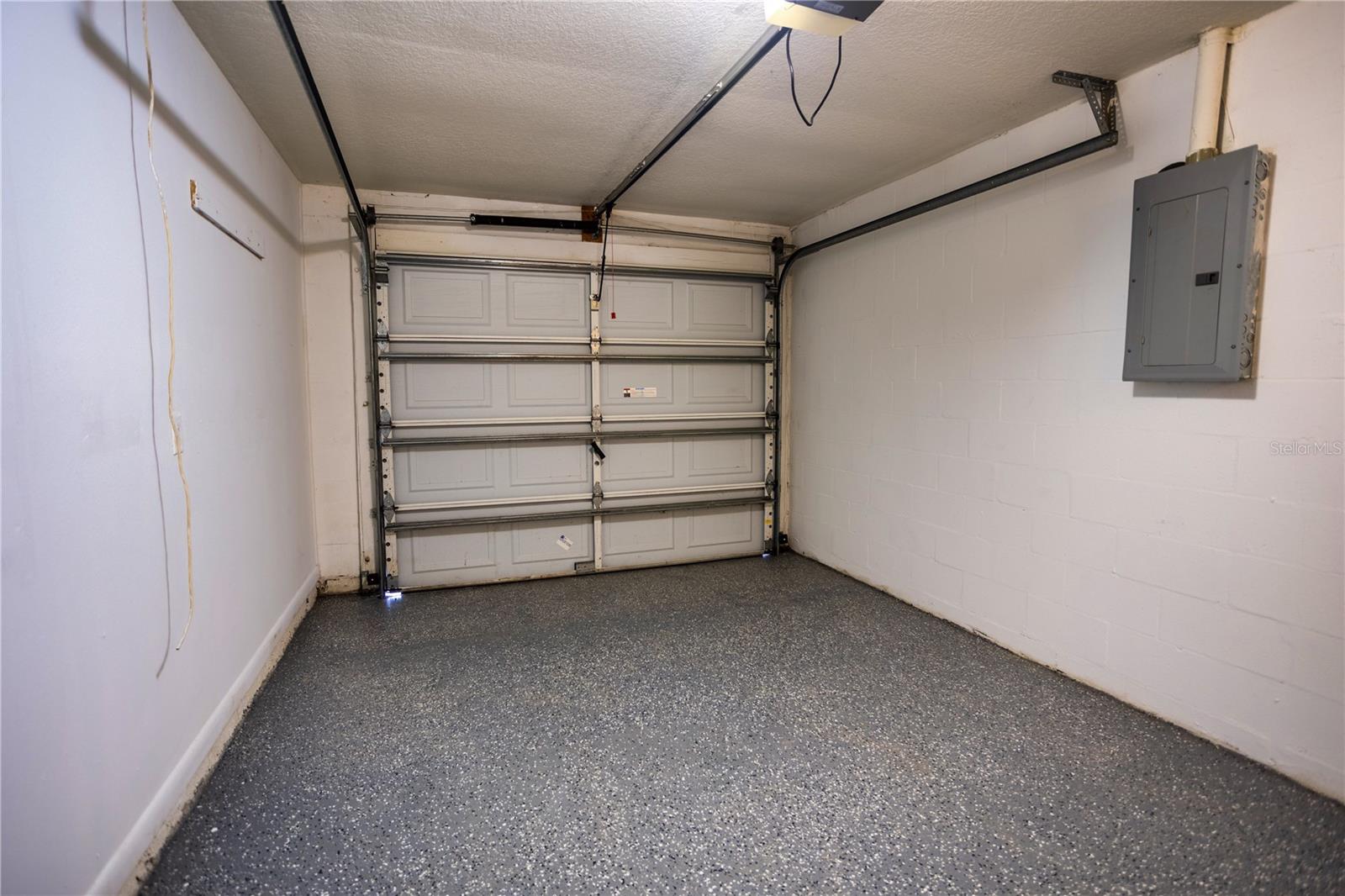 CAMDEN OAKS REP - Residential