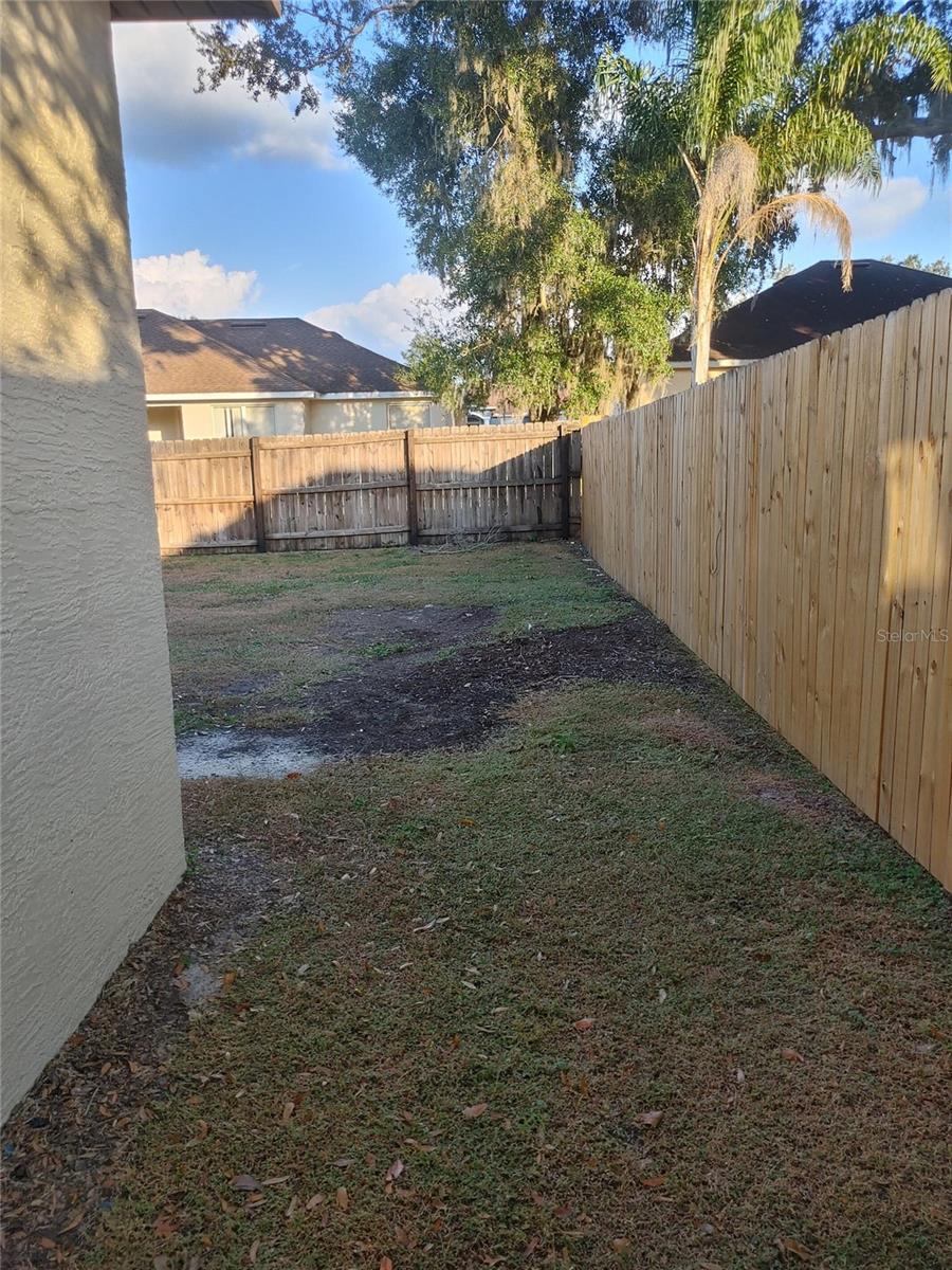 OXFORD MANOR - Residential