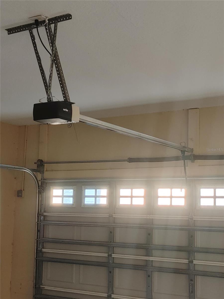 OXFORD MANOR - Residential