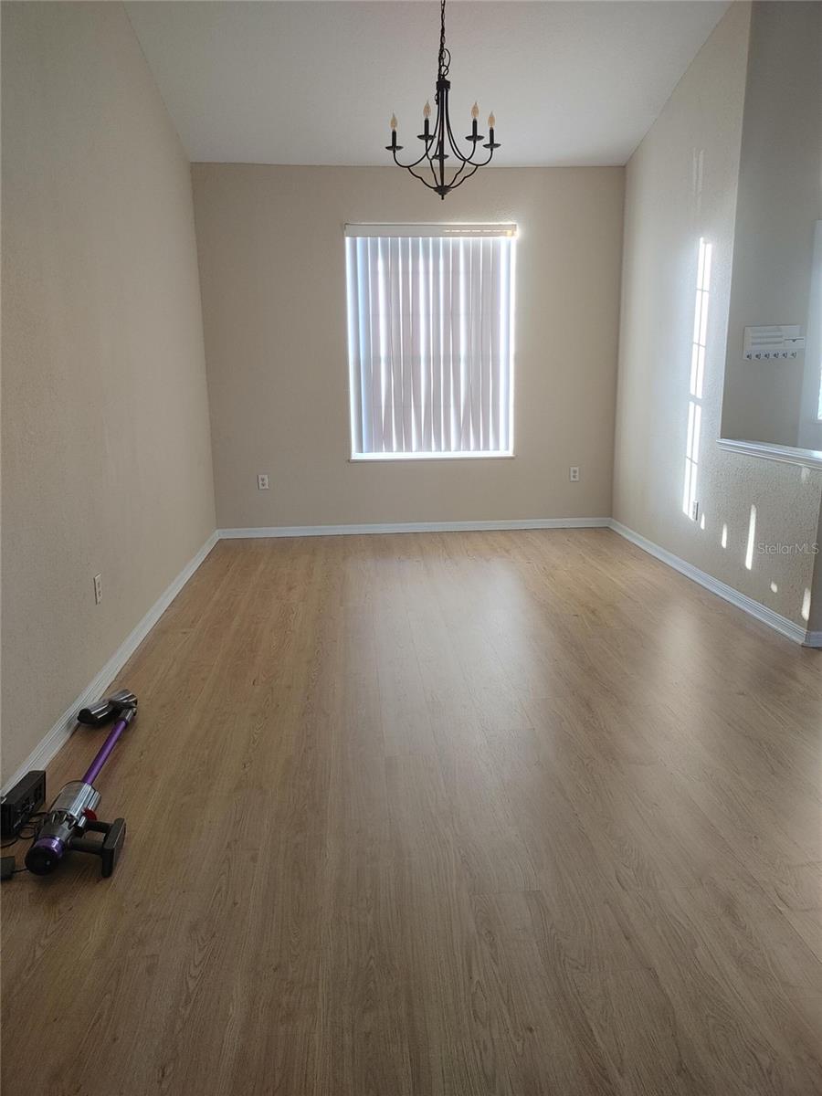 OXFORD MANOR - Residential