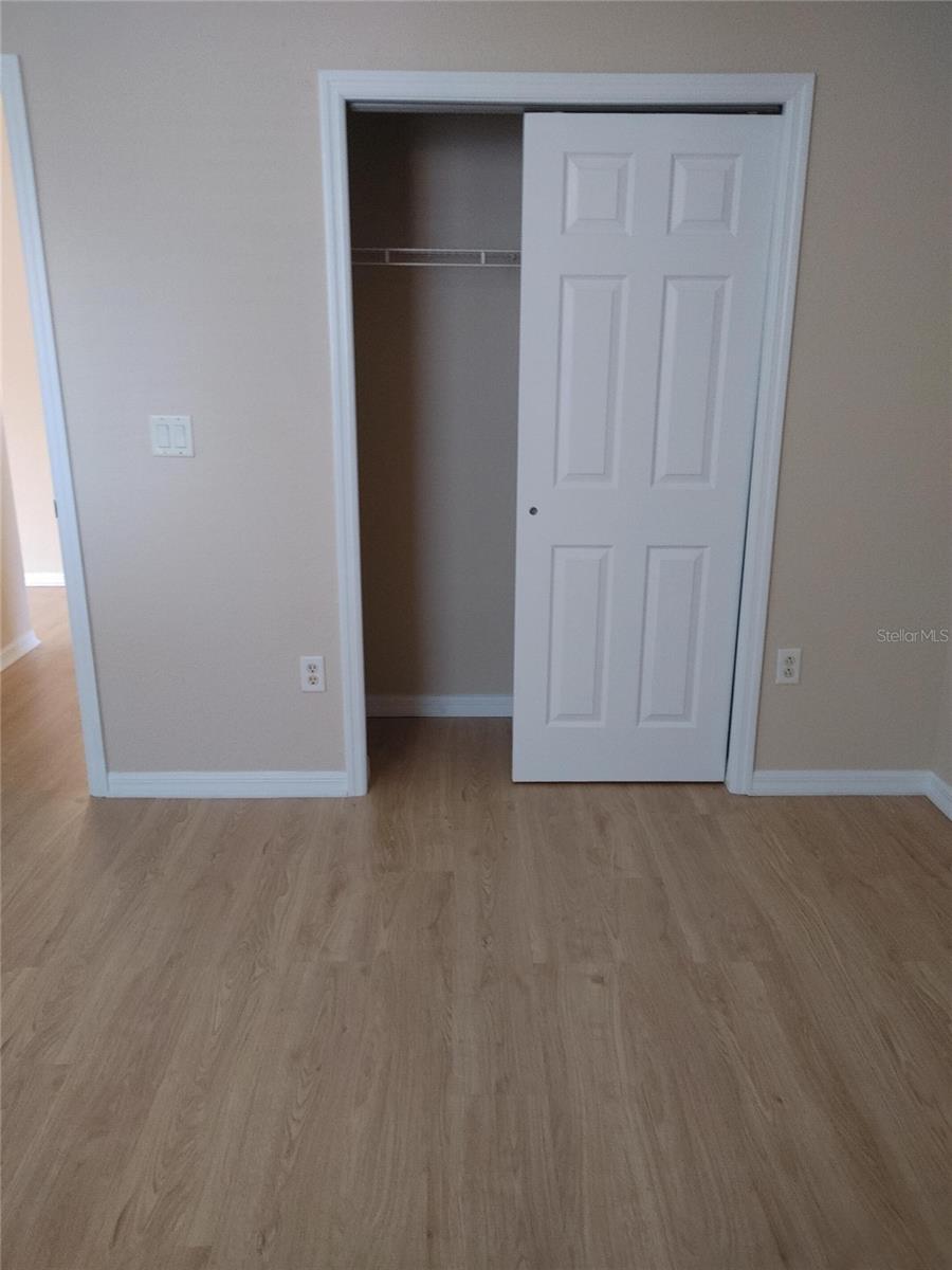 OXFORD MANOR - Residential