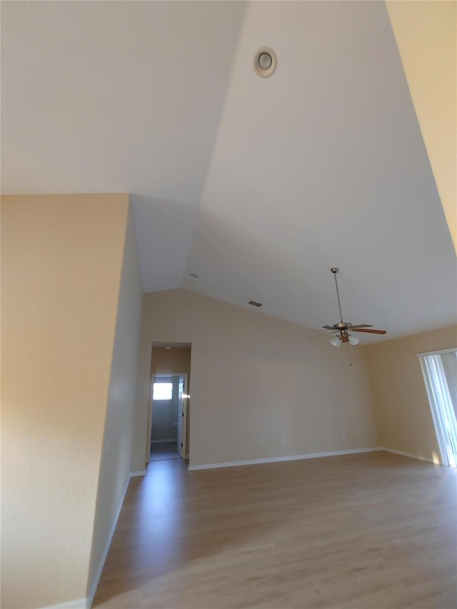 OXFORD MANOR - Residential