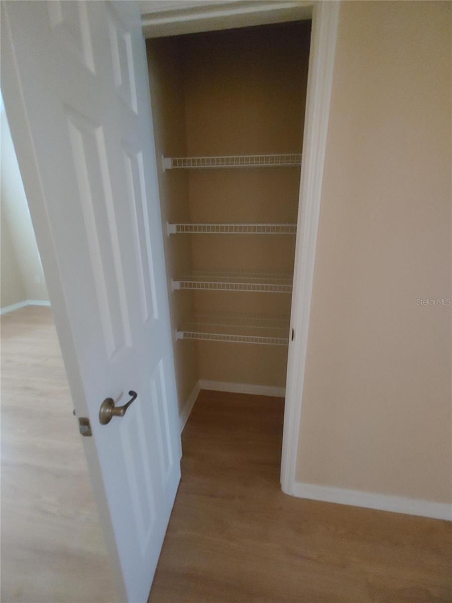 OXFORD MANOR - Residential