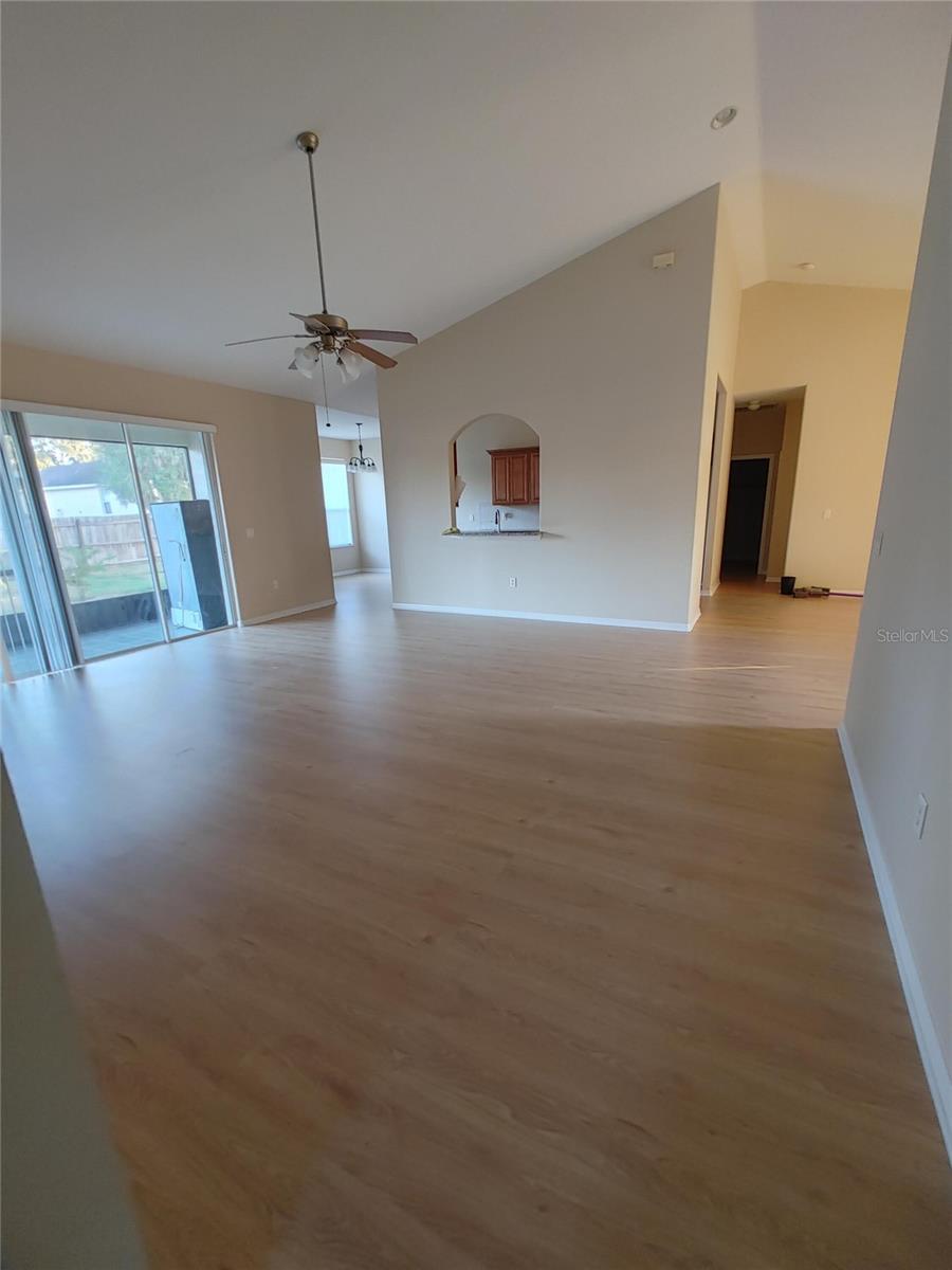 OXFORD MANOR - Residential