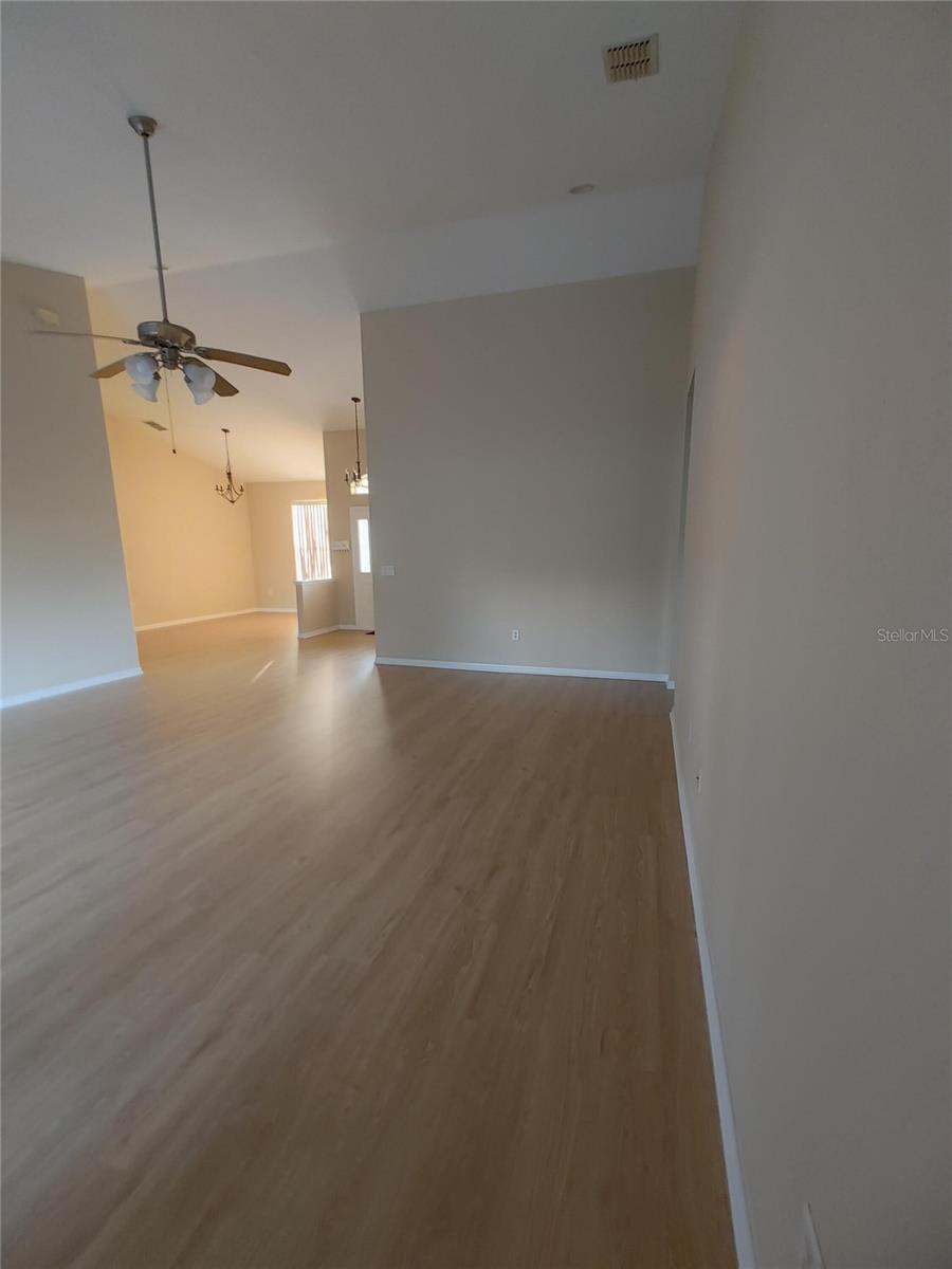 OXFORD MANOR - Residential