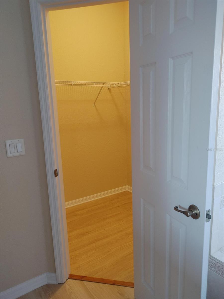 OXFORD MANOR - Residential