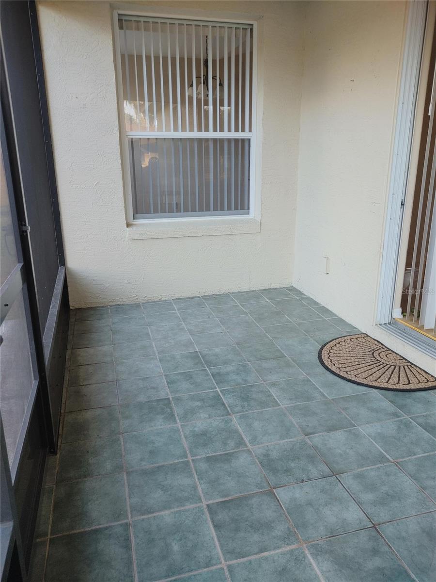 OXFORD MANOR - Residential