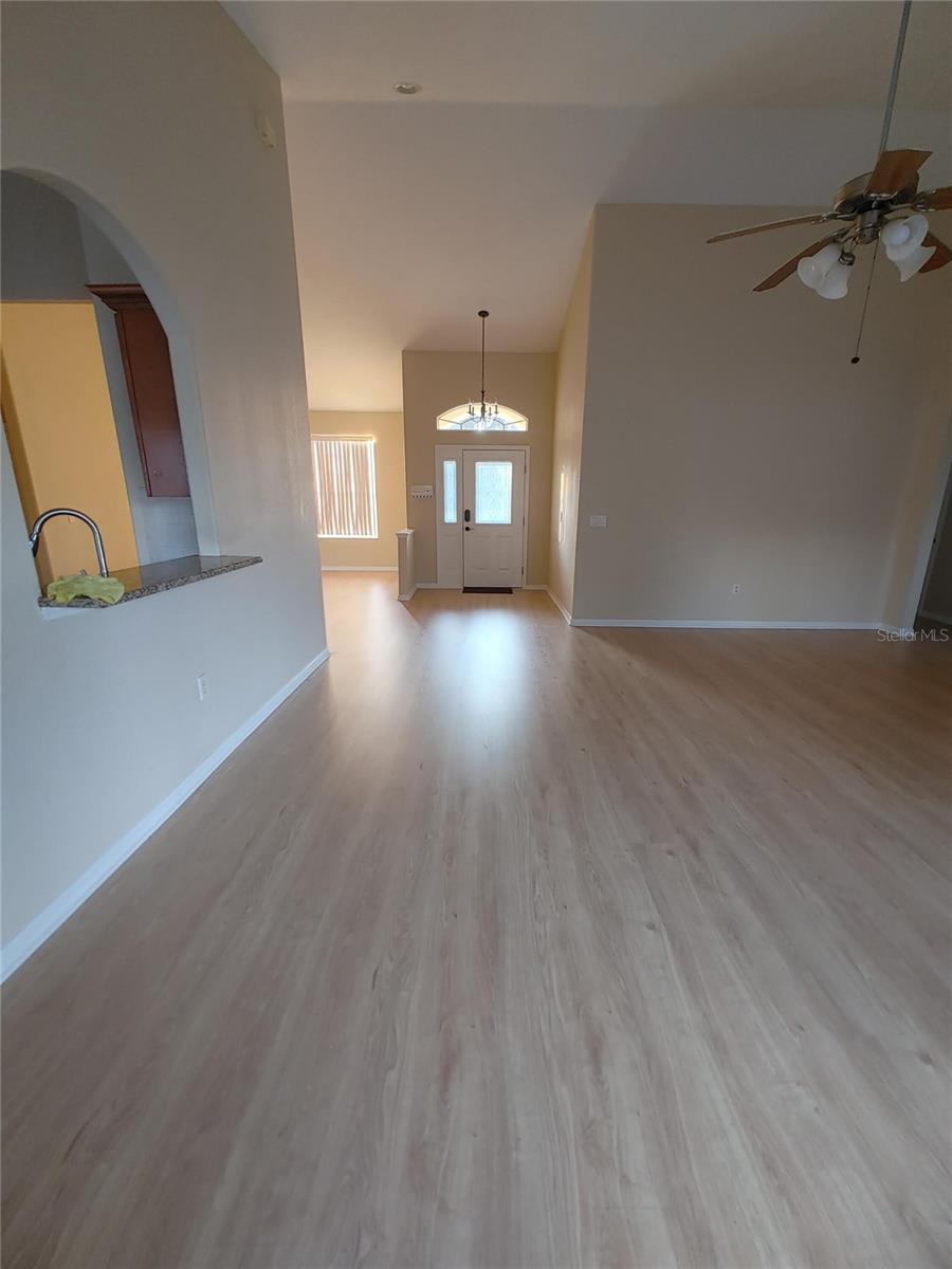 OXFORD MANOR - Residential