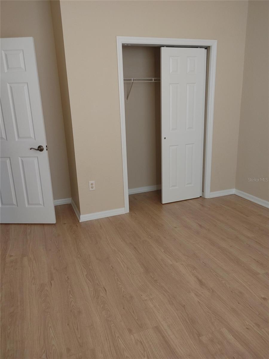 OXFORD MANOR - Residential