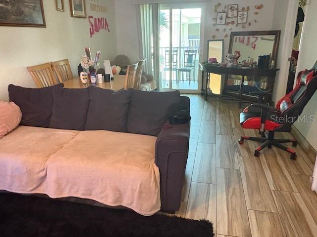 GARDEN WALK - Residential