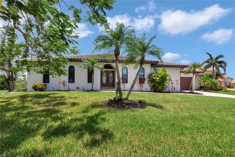 Photo of 355 Trieste Drive, Punta Gorda, FL 33950 (MLS # A4658679) Photo of 355 Trieste Drive, Punta Gorda, FL 33950 (MLS # A4658679)