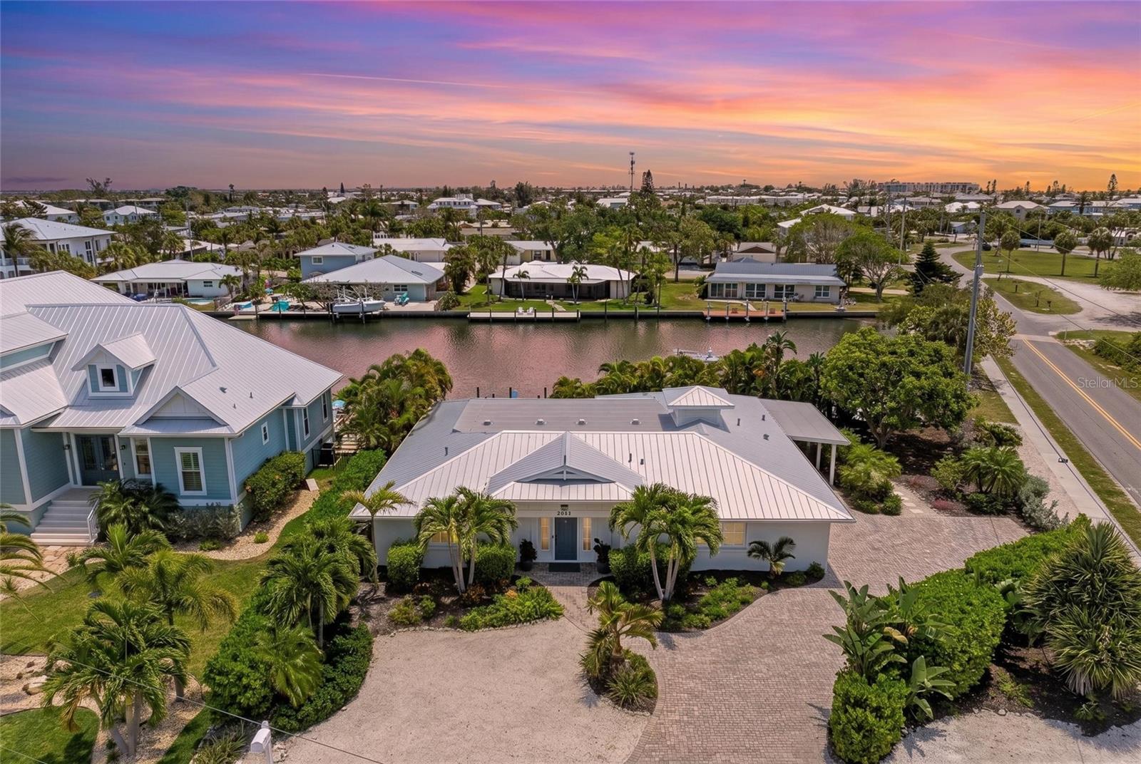 BAY PALMS 13TH UNIT - Residential