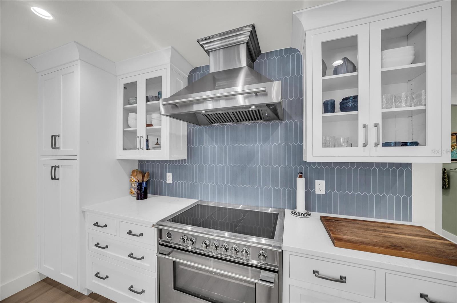 BAY PALMS 13TH UNIT - Residential