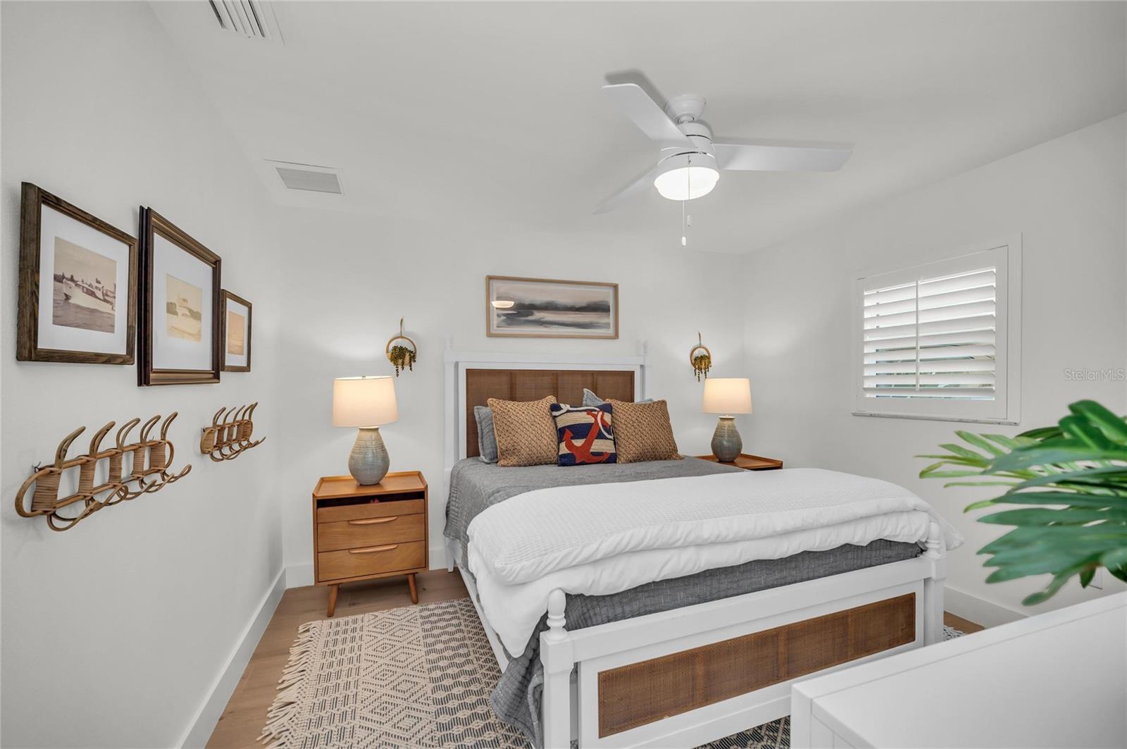 BAY PALMS 13TH UNIT - Residential
