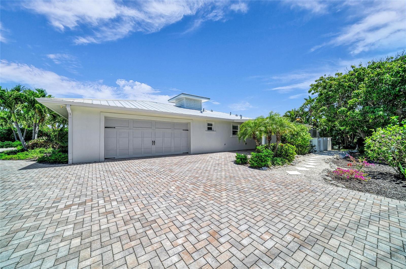 BAY PALMS 13TH UNIT - Residential
