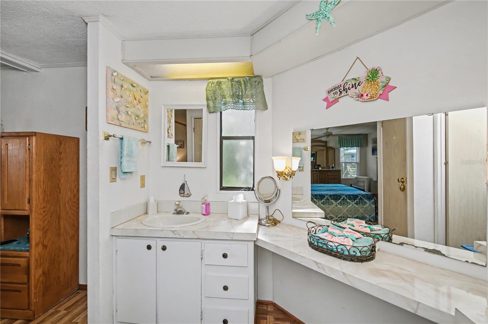 TANGERINE WOODS - Residential