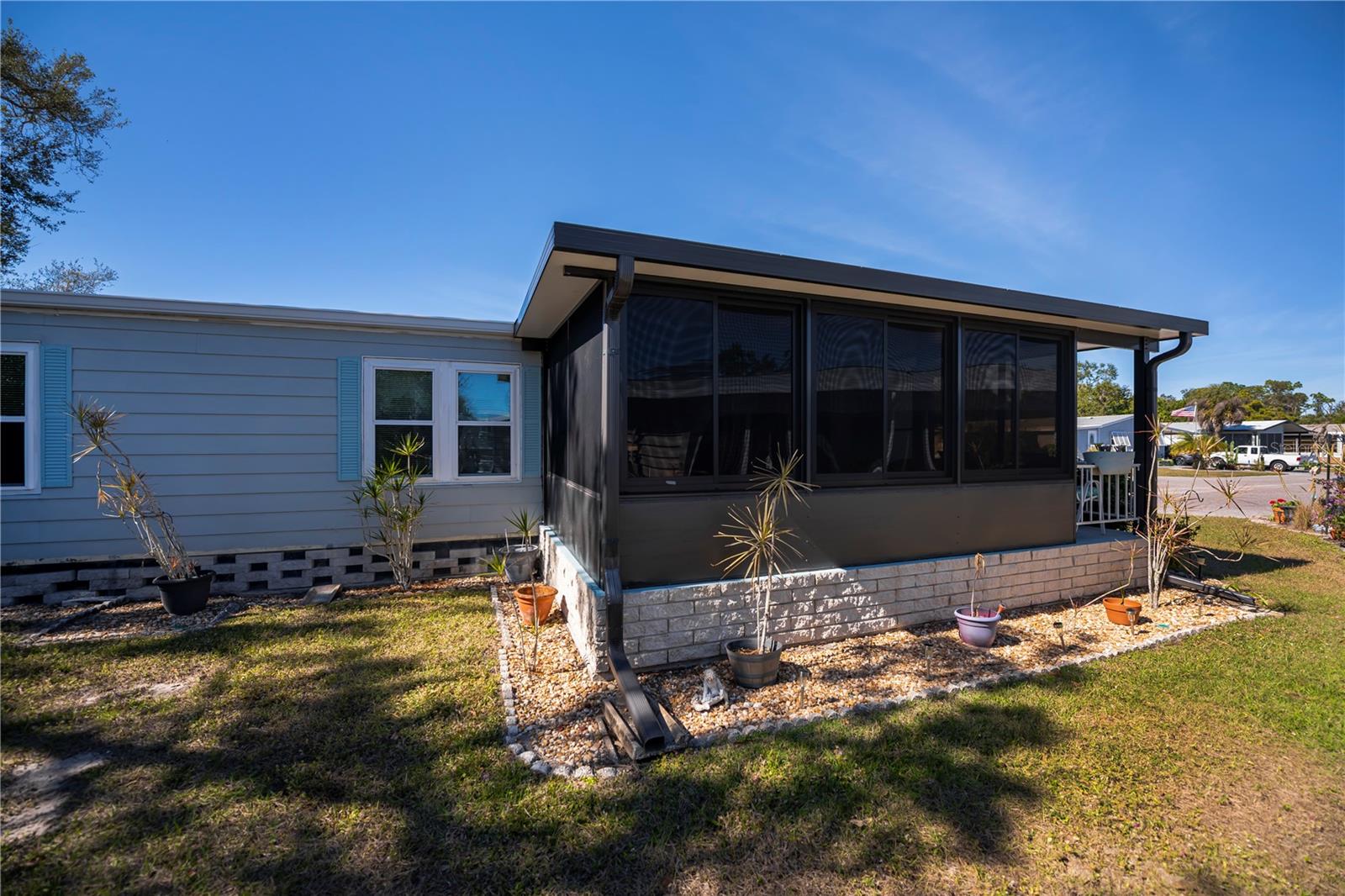 TANGERINE WOODS - Residential