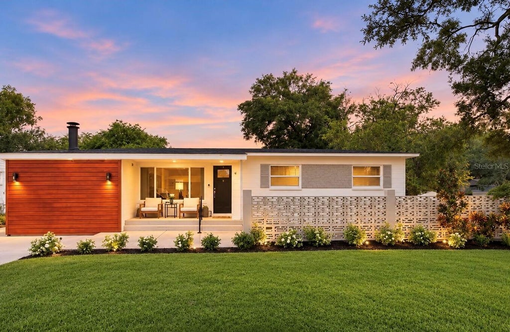Photo of 2313 Carroll Place, Tampa, FL 33612 (MLS # O6442389)