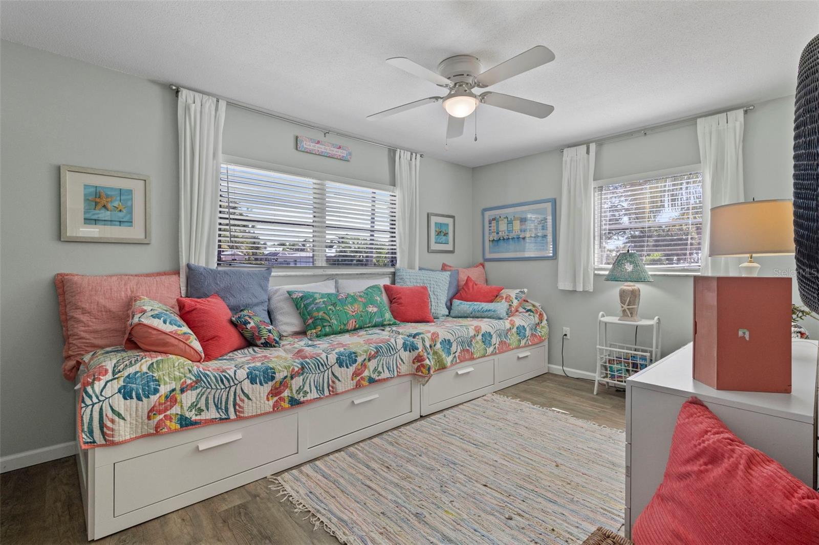 BAY POINT CORR OF - Residential
