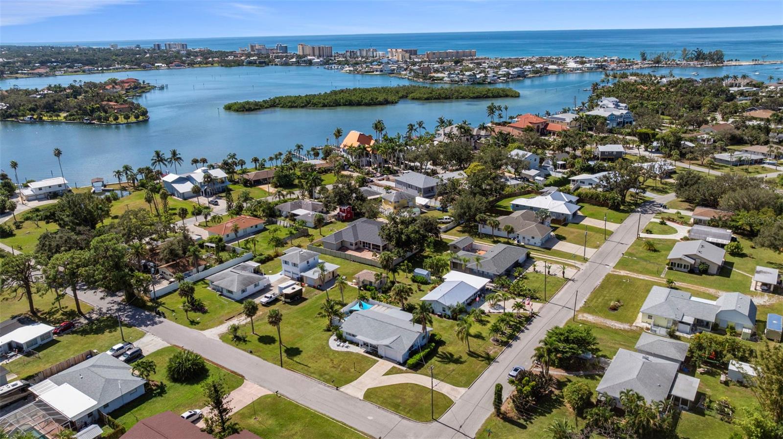 BAY POINT CORR OF - Residential