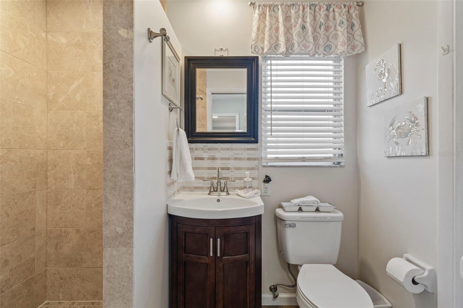 BAY POINT CORR OF - Residential