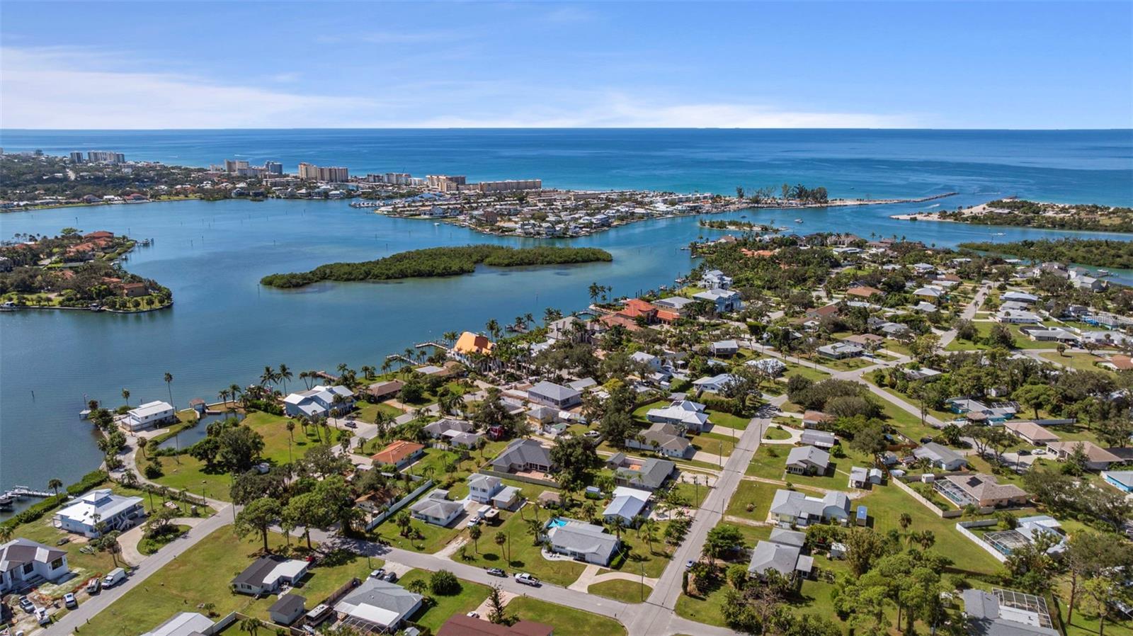 BAY POINT CORR OF - Residential