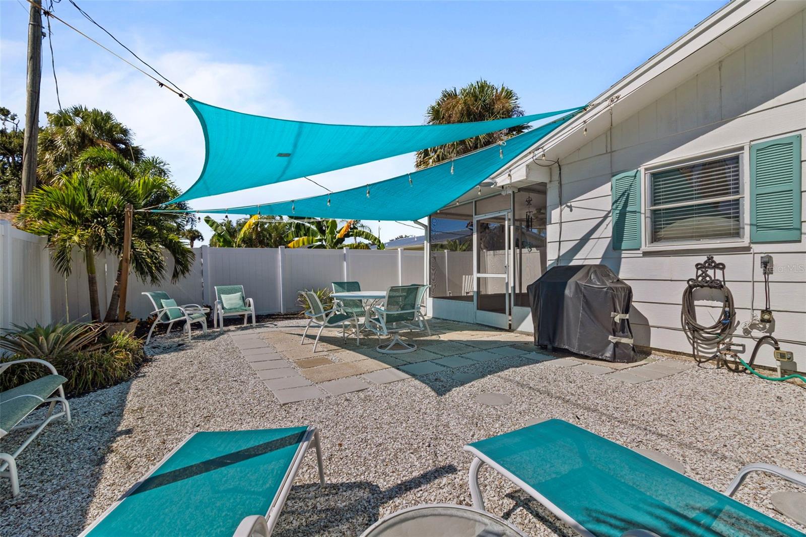 BAY POINT CORR OF - Residential